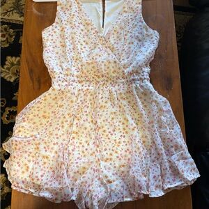 Promesa Floral Boho Romper Open Back Cream Pink Size, Small
